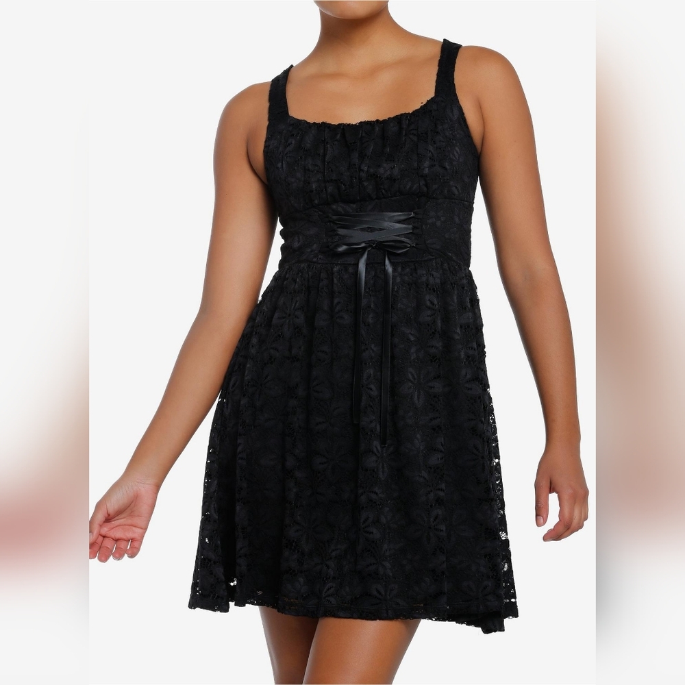 Cosmic Aura Black Lace Sweetheart Dress Small